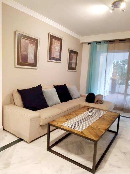 Apartamento Deluxe Puerto Banus Apartamento Marbella Exterior foto
